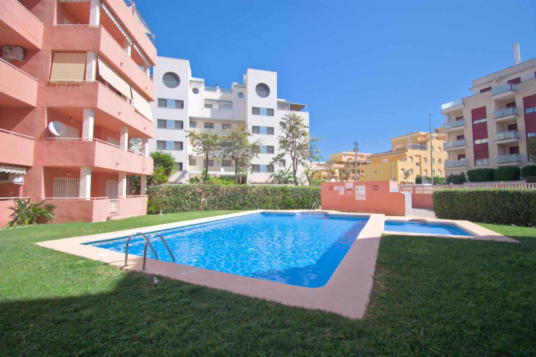 Castillo Playa By Edeal Homes Denia Bagian luar foto